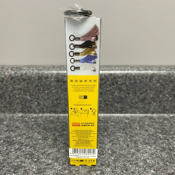 Remax NEW Gold Apple Usb Cord Tassle Ring Data Cable Keychain - Picture 3 of 3